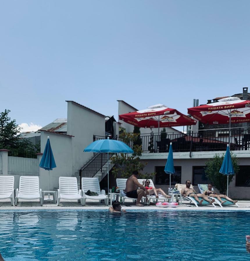 Hotel Deyanira Gorno Dryanovo Bagian luar foto